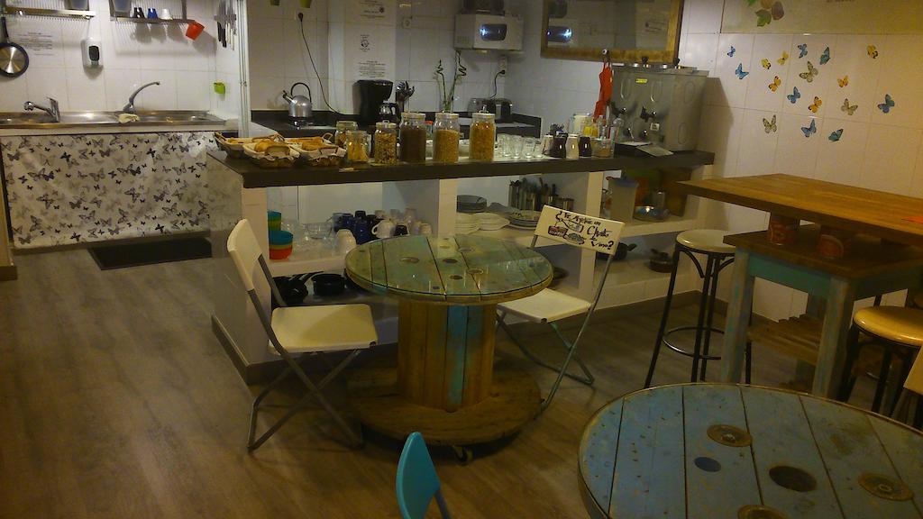 Los Amigos Hostel Madryt Zewnętrze zdjęcie