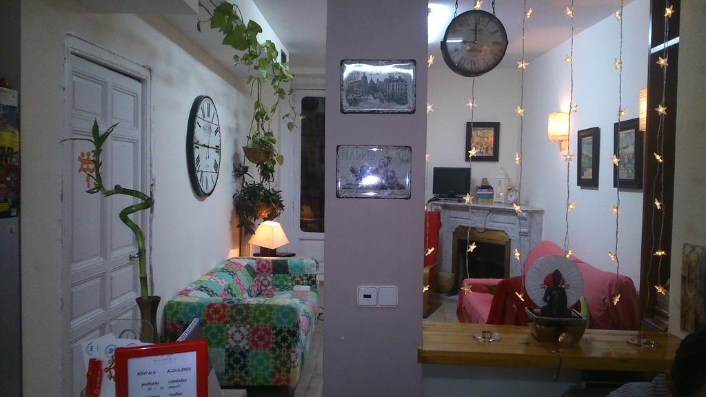 Los Amigos Hostel Madryt Zewnętrze zdjęcie